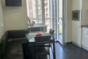 квартира за адресою Роксоляни вул., 43б