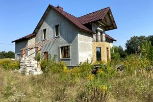 будинок за адресою смт. Клевань, Центральна