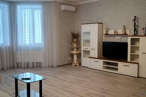 будинок за адресою Лозовий пров.