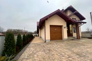 будинок за адресою с. Микитинці, Автоливмашівська, 1