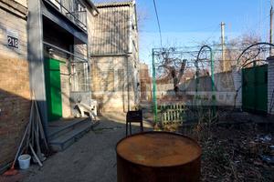 дом по адресу Михаила Грушевского ул. (Ульянова)