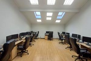 комерційна за адресою Івано-Франківськ, Кардинала Любомира Гузара вул., 32