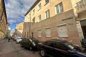 комерційна за адресою Остапа Нижанківського вул., 4