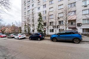 комерційна за адресою Байди-Вишневецького вул. (Осиповського), 9