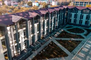 коммерческая по адресу Миколаївська, 1