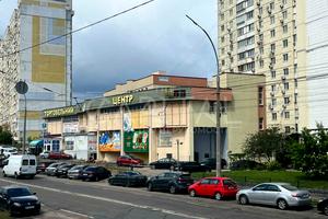 комерційна за адресою Федора Ернста вул., 4