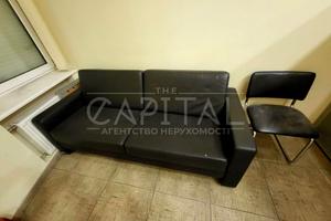 комерційна за адресою Микільсько-Слобідська вул., 2-Б