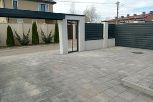 будинок за адресою Центральна вул., 41а