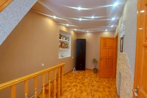 будинок за адресою 8-а Садова, 320