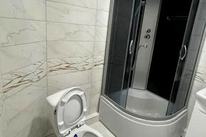 квартира за адресою Злуки, 7