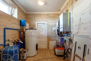 будинок за адресою с. Новосілки, Райдужна