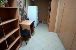 комерційна за адресою Мечникова вул., 10-Б
