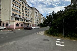 участок по адресу Защитников Украины ул.