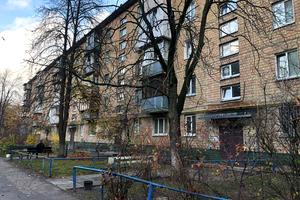 квартира за адресою Ореста Левицького вул. (Академіка Курчатова)
