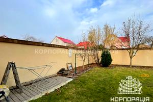 будинок за адресою Коритнянська вул., 1