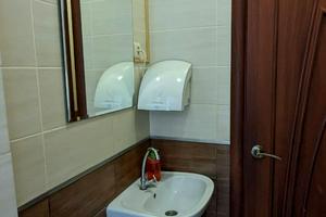 комерційна за адресою Гетьмана Івана Мазепи вул., 4