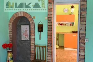 дом по адресу центральна