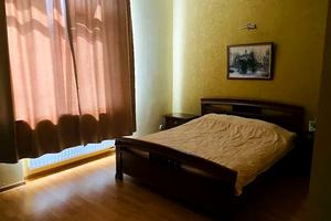 будинок за адресою Івана Багряного вул.