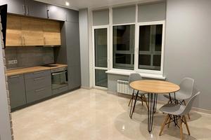 квартира за адресою Драгоманова вул., 10