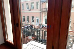 комерційна за адресою Паторжинського вул., 4