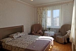 квартира по адресу Драгоманова ул., 1-Б