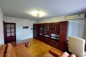 квартира за адресою Ревуцького вул., 44-Б