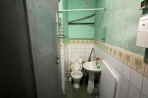 комерційна за адресою Небесної Сотні вул., 8а