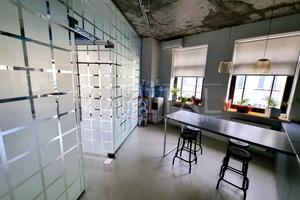 комерційна за адресою Воздвиженська вул., 51-А