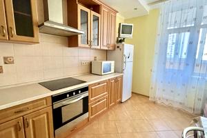 квартира за адресою Єлизавети Чавдар вул., 18