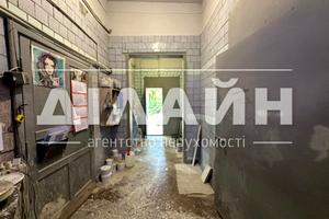 комерційна за адресою Теплобудівна вул., 22