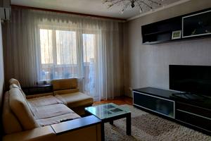 квартира за адресою Академіка Доброхотова вул., 15
