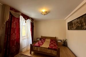 коммерческая по адресу Червоной Калины просп., 79