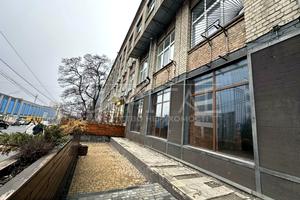 комерційна за адресою Вадима Гетьмана вул., 4