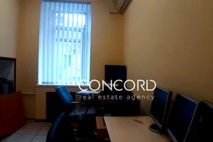 комерційна за адресою Михайлівська вул., 16-Б