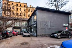 комерційна за адресою Шовковична вул., 34