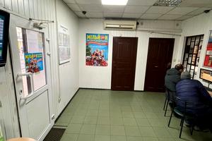комерційна за адресою Небесної Сотні вул., 8а