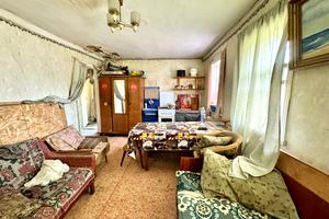 дом по адресу Центральна