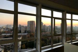 коммерческая по адресу Кловский спуск, 7