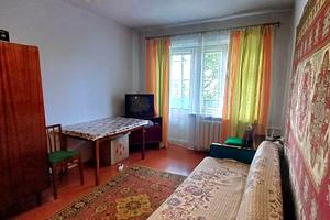 квартира за адресою Універсальна вул., 19