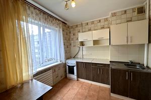 квартира за адресою Комонавтів, 3а