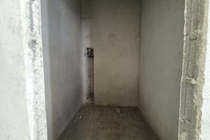 комерційна за адресою Білогірська, 16