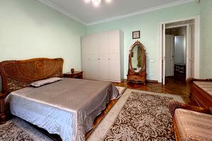 квартира по адресу Ярослава Стецько ул., 7