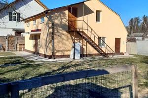 будинок за адресою Центральної Ради вул.