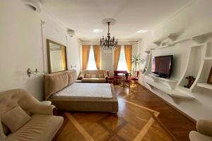 квартира за адресою Футуристів пров., 8
