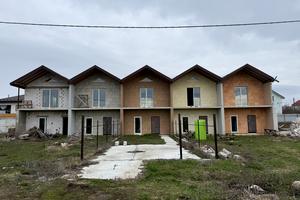 будинок за адресою Приозерна вул.