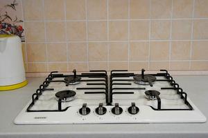 квартира за адресою Хотинська вул., 12
