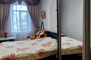 квартира за адресою Утьосова вул., 6