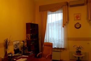 комерційна за адресою Овруцька вул., 21