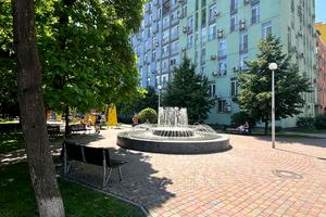 комерційна за адресою Регенераторна вул., 4 к14