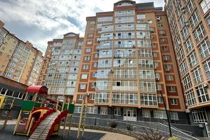 квартира за адресою Рівненська вул., 12-Б